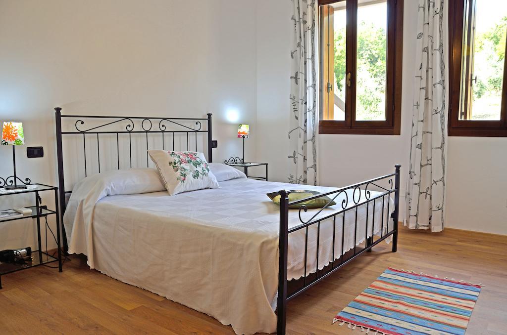 Paglia E Fieno Acomodação com café da manhã Villaga Quarto foto